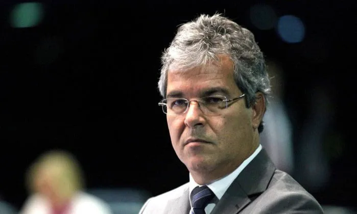 “O mal por si só se destrói”, diz Jorge Viana ao se referir a Eduardo Cunha e PMDB