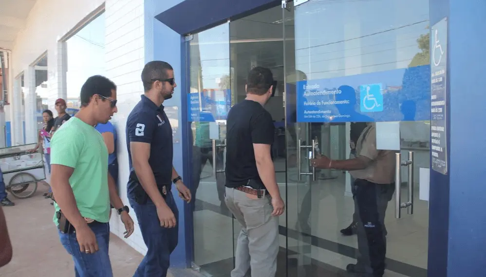 Mais de 46,2 milhões de pessoas já receberam o auxílio emergencial