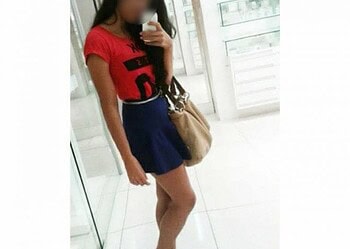 A jovem foi encontrada morta no apartamento em que morava