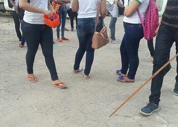 Polícia Militar afirma que alunos tentaram agredir policiais durante manifestação