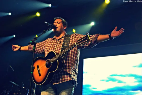 Marcha Contra as Drogas acontece nesta sexta; cantor gospel Fernandinho é atração musical