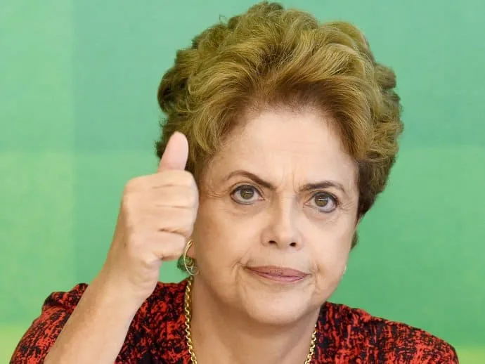 “Esse é um processo frágil e injusto, desencadeado contra uma pessoa honesta e inocente”, disse Dilma