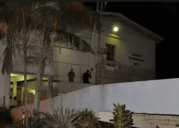 Presidiário em semiaberto é baleado 3 vezes ao sair do ‘pernoite’ na Papudinha