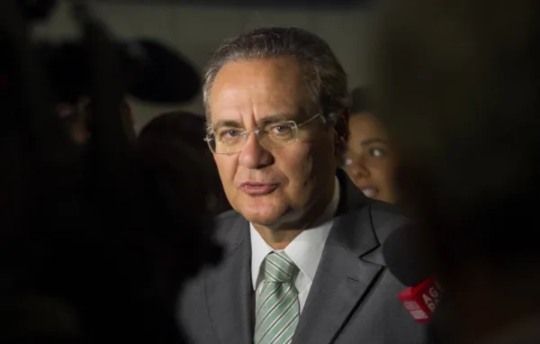 Em conversa gravada, Renan diz que tentou evitar recondução de Janot