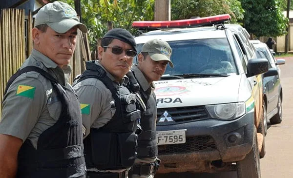 Kennedy pede mais valorização aos policiais por parte da sociedade . (FOTO: ARQUIVO PMAC)