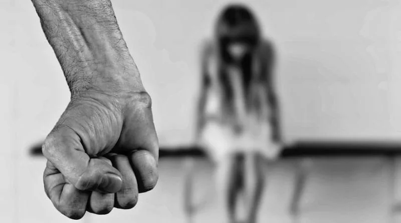 Homem é condenado a 18 anos de prisão por abusar sexualmente de jovem em Cobija