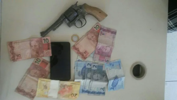 Em menos de 24 horas PM identifica e prende suspeito de assalto em Tarauacá