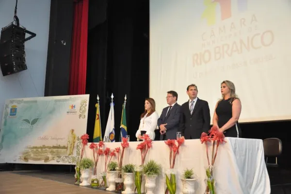 Câmara entrega títulos de Cidadão Riobranquense e Cidadão Verde a mais de 50 homenageados