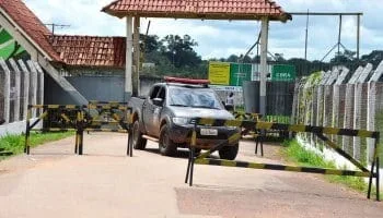 Falta de água gera protesto de presos e familiares em Rio Branco