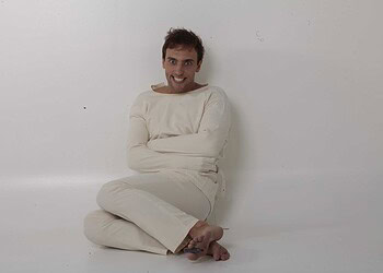 Léo Lins estreia espetáculo em Rio Branco “vou metralhar a plateia com piadas”, diz