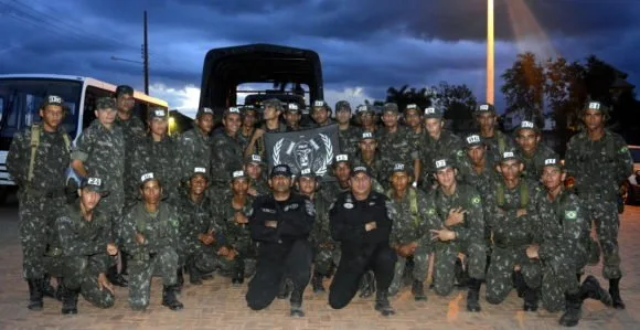 Bope ministra treinamento para militares do Exército Brasileiro