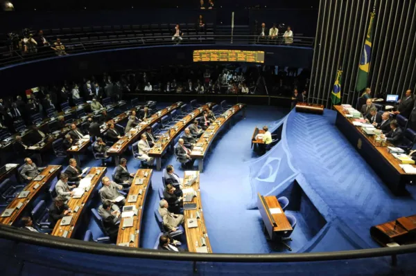 Câmara Federal cria comissão para discutir combate à corrupção