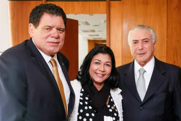 Presidente Michel Temer recebe Flaviano Melo e Eliane Sinhasique
