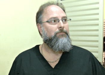 PRF é acusado de apontar arma para médico plantonista dentro do Huerb