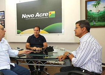 Governo intensifica combate ao desmatamento e incêndios florestais no Acre