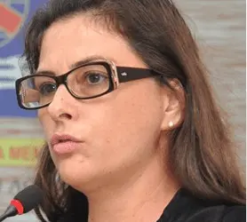 Vereadora Rose Costa nega que projeto de lei de sua autoria onere as empresas