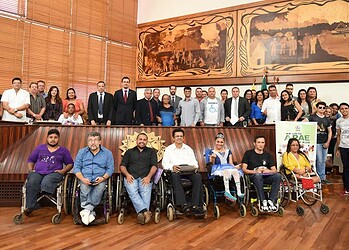 Primeiras cadeiras de rodas, muletas e materiais ortopédicos fabricados no Acre são apresentadas na Aleac