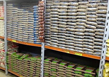 Policial aposentado é preso ao furtar 4 kg de feijão em supermercado