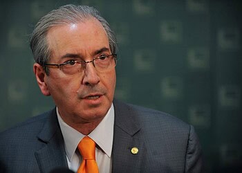 Cunha desiste de recurso no STF contra ação de improbidade