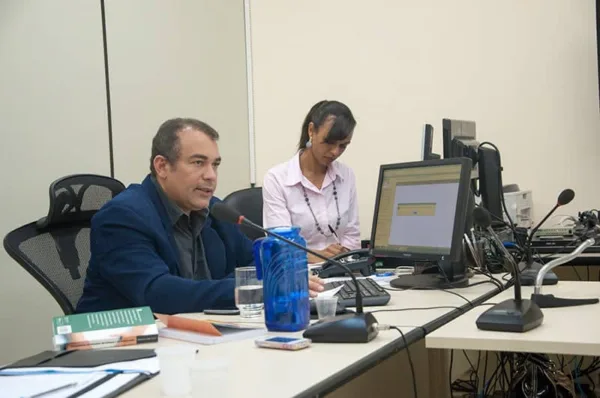 Portaria da 2ª Vara da Infância e da Juventude define horário de permanência na Expoacre