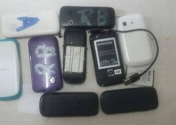 Agentes encontram 15 celulares no presídio de Sena Madureira
