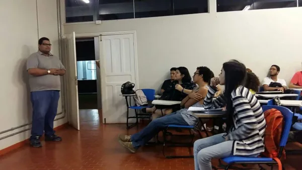 Sinjac abre portas para acadêmicos