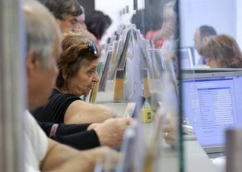 Aposentados e pensionistas receberão primeira parcela do 13º em agosto