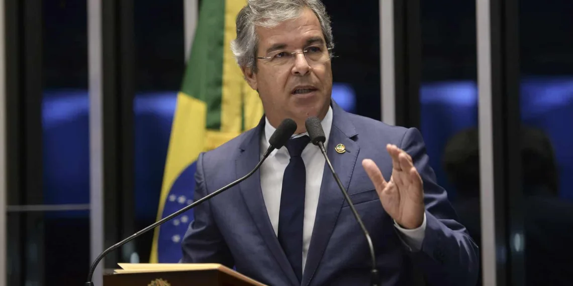 Jorge Viana anuncia retomada de voos diurnos e trecho entre Rio Branco e Manaus
