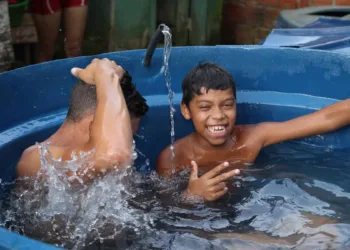 Campanha do Depasa convida moradores a se conscientizarem sobre o desperdício de água na Capital