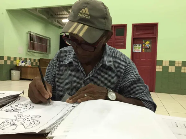 Programa Quero Ler avança e deve alfabetizar 12 mil pessoas até o final deste ano