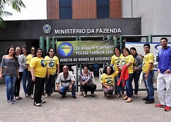 Servidores da Receita Federal paralisam atividades por dois dias para instituir bônus