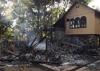 Atendado em represália à morte de adolescente destrói acervo histórico da FGB 9 Atendado em represália à morte de adolescente destrói acervo histórico da FGB