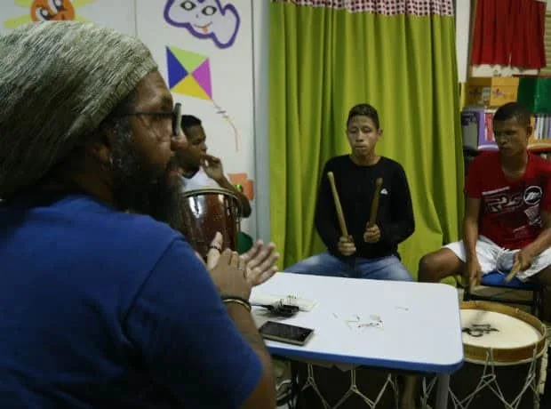 Projeto oferece oficina de música para surdos em Rio Branco