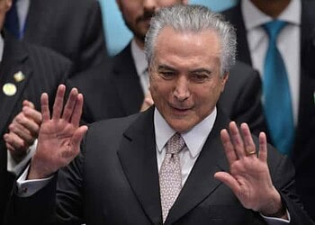 Michel Temer toma posse como presidente e terá mandato até 2018