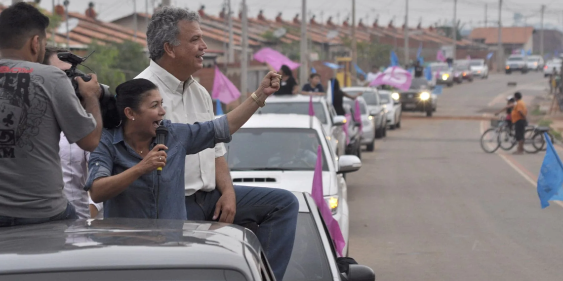 Carreata do 15 agita Cidade do Povo
