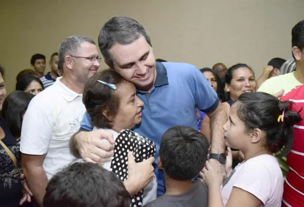 Marcus Alexandre recebe apoio de empreendedores da economia solidária