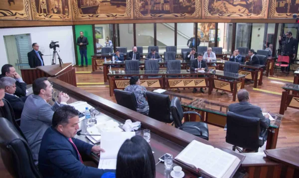 Projeto que autoriza governo a usar valores de depósitos judiciais é aprovado na Aleac