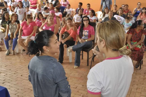 PSD Mulher realiza ato de apoio a Sinhasique por agressões sofridas nas redes sociais