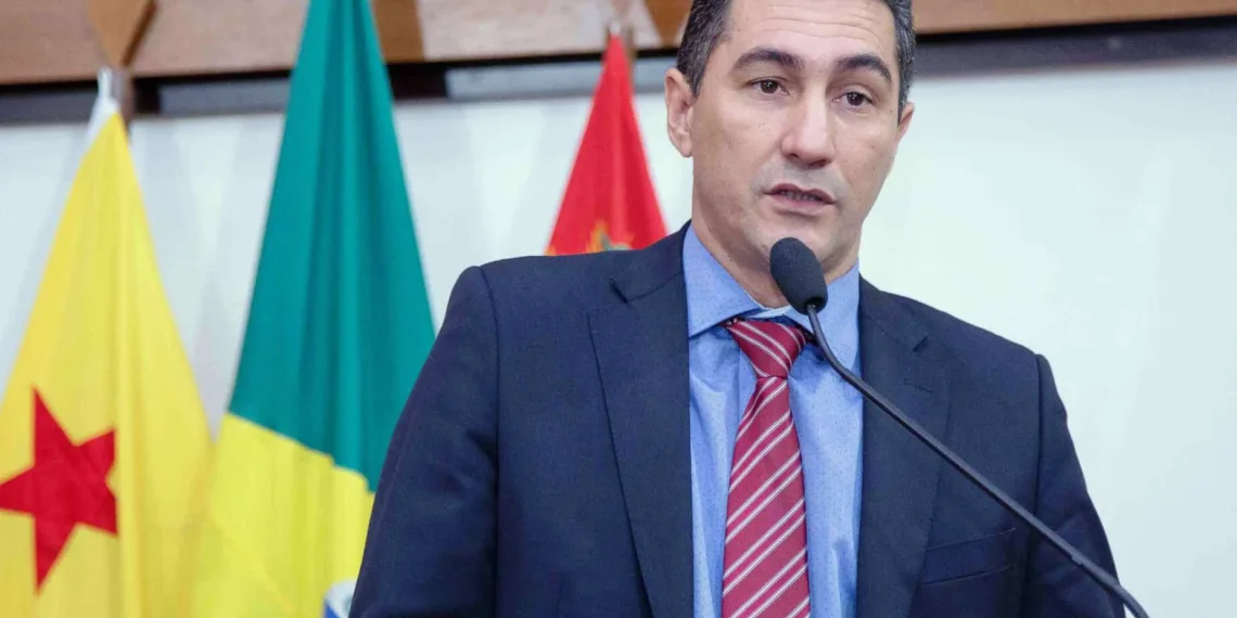 Deputados aprovam projeto de lei que cria Trote Solidário nas universidades
