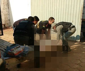 Exame confirma presença de cocaína no corpo de homem que morreu em carro da polícia