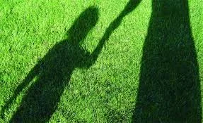 Após cinco meses desaparecida, menina de 11 anos é encontrada com homem na Bolívia