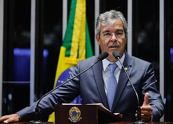 Jorge Viana defende a não criminalização da Vaquejada