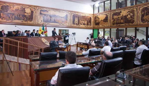 Deputados estaduais realizam sessão solene em alusão ao Dia do Médico
