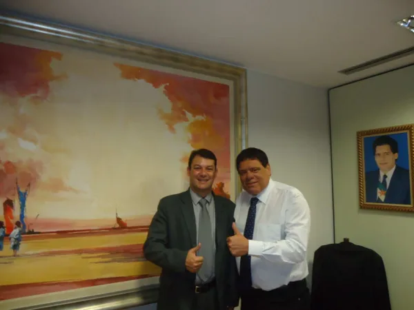 Roberto Duarte visita Flaviano para receber orientações do partido