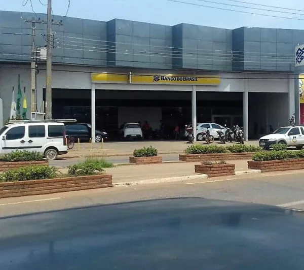 Homens ainda não identificados levam mais de R$ 1 milhão de Banco do Brasil em Rio Branco