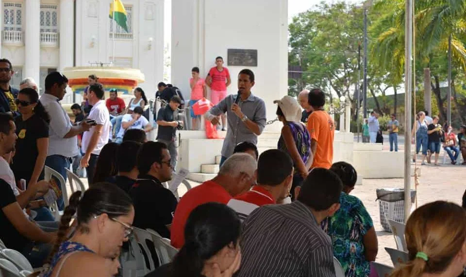 Polícia Civil paralisa atividades por 24h em protesto contra PEC 241