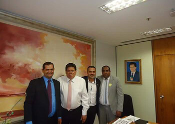 Flaviano recebe prefeitos eleitos