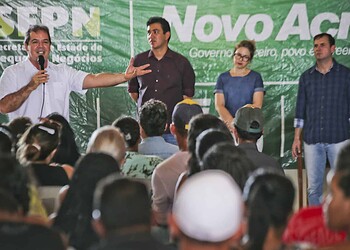 Na Cidade do Povo, governo beneficia mais de 100 famílias com pequenos negócios