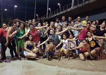 Projeto leva aula de dança gratuita para o bairro Cadeia Velha