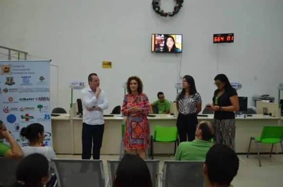 Servidores do Detran apoiam a campanha de doação para o Brechó de Natal